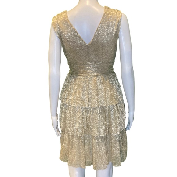 NWT Lilly Pulitzer Gold Metallic Crinkle Faye V-Neck Ruffle Dress - Sz XS - Picture 4 of 8
